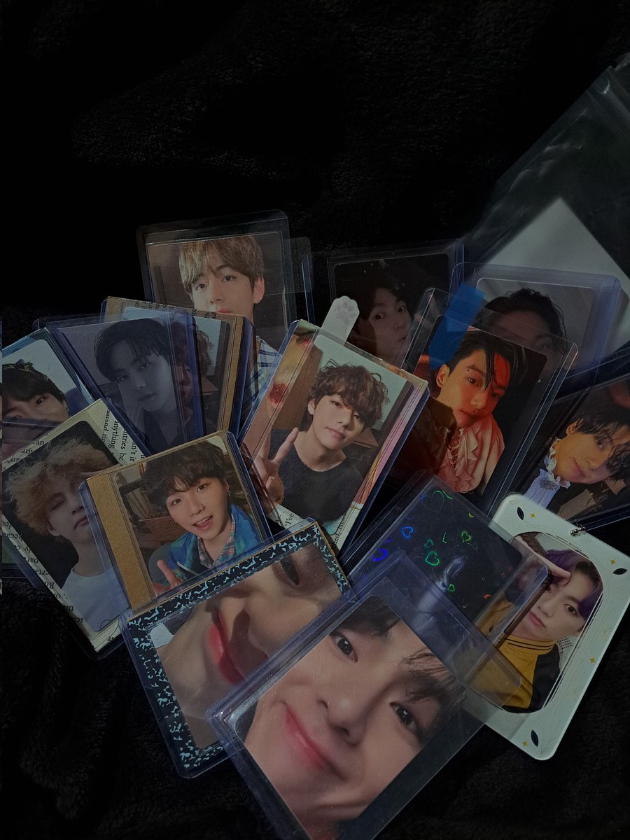 _Hobi__'s tweet photo. Interest check bts photocards !! 

mostly taekook pc
sold as set but can look for kahati (can ship different addresses)

t. wts lfb ph bts pc tete bread taekook jk jungkook jimin taehyung V suga pc https://t.co/YOtdjEkhpA
