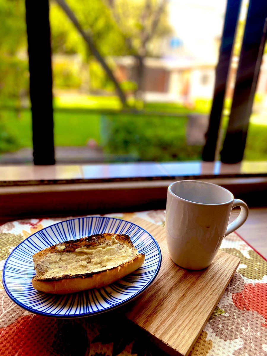 #Desayuno de campeones #recuerdos de la #abuela #cafedeolla #bolillo con #mantequilla