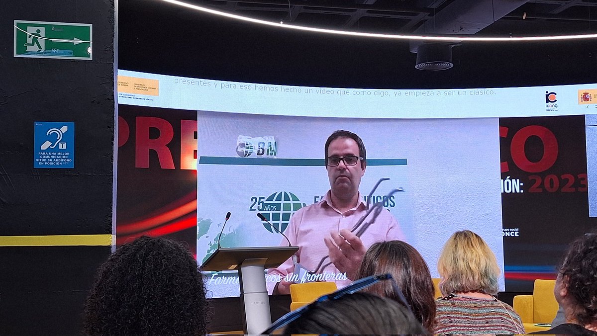 angelhuelamo's tweet photo. #PremiosRECO de @ICONG_CALIDAD hablando de #Calidad e #Innovación y recordando cuando en 2018 recibimos el premio al mejor plan de calidad. En los 15 años que tuve responsabilidad gerencial, siempre tuve claro la apuesta, conseguida, por la #Calidad #BuenGobierno y #Transparencia https://t.co/2DUXAXTVTt