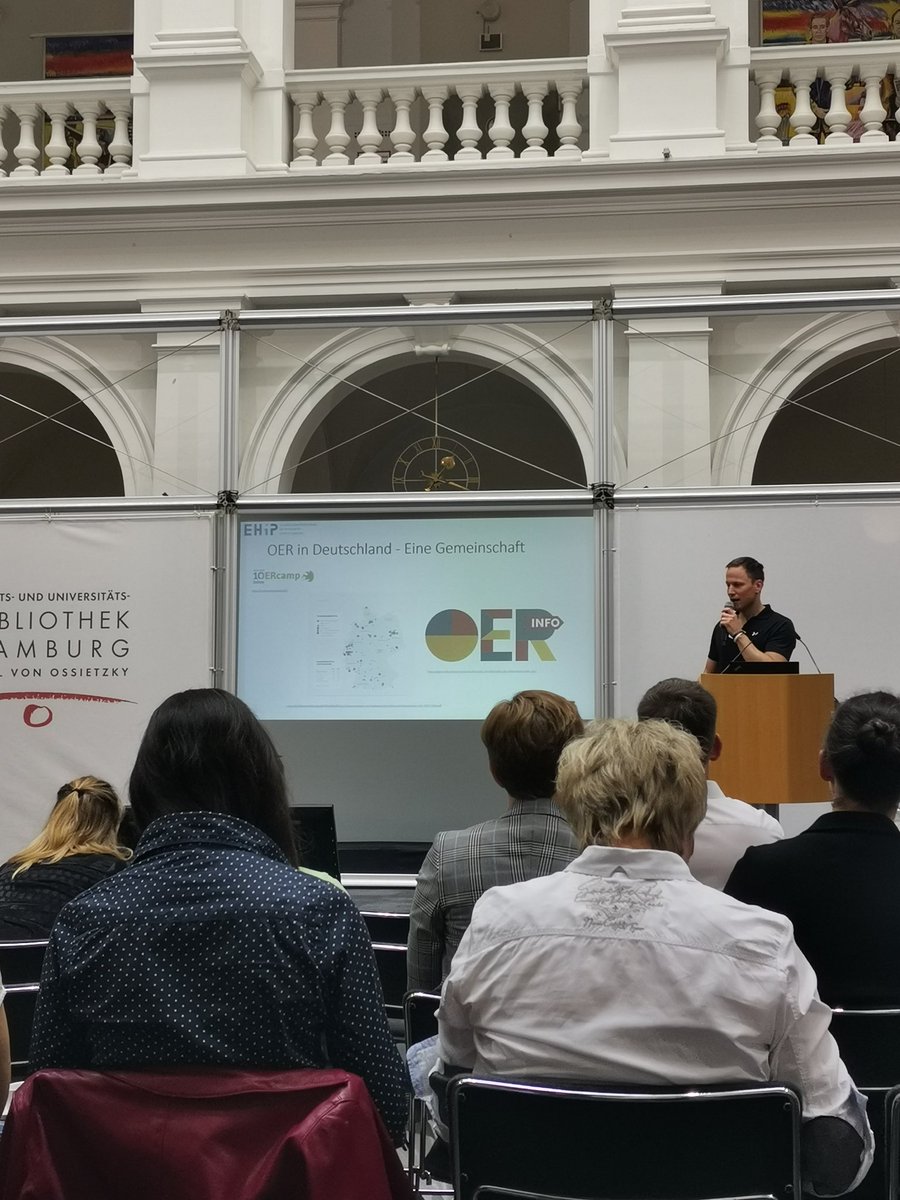 OERinfo's tweet photo. Das war der zweite Tag der #CIHH23! Sechs inspirierende Vorträge zu den Themen #Nachhaltigkeit und #OER sowie die Premiere des OER-Slams standen heute auf der Agenda.
#OERde #OpenEducation #OpenEducationalResources #OEP #OpenEducationalPractices #twCampus #Hochschullehrer https://t.co/GAAydemxOr