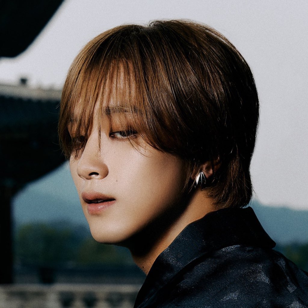 hoowri's tweet photo. 너무좋아서 핸드폰찢어버림 https://t.co/vS7QefRsuG