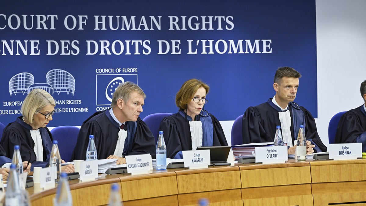 The European Court of Human Rights has published the full recording of yesterday’s big #ClimateChange hearing. You can watch it here 👇 🔗vodmanager.coe.int/cedh/webcast/c… #Environment #HumanRights #ECHR