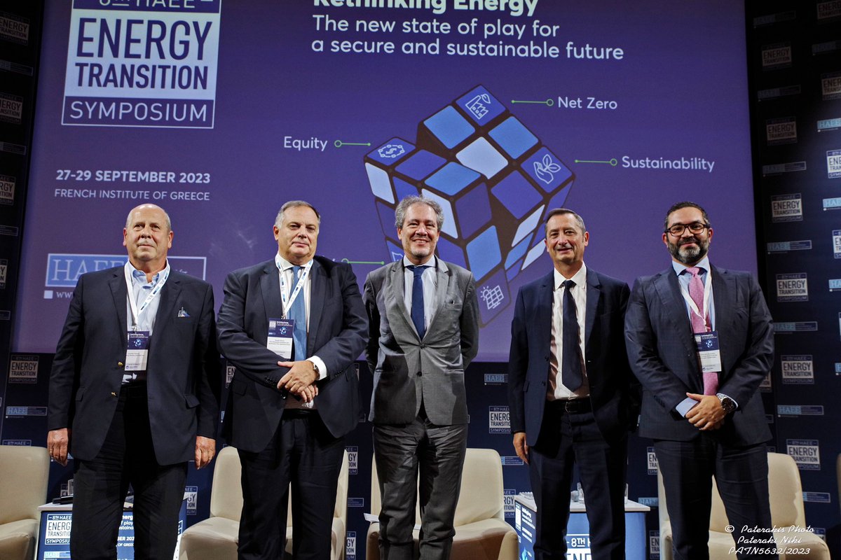 Akuo_Energy's tweet photo. [#HAEE] 🇬🇷
Exactly one year ago, #Greece announced one of the most ambitious target of the European plate: to reach 80% of renewable energy by 2030.  Same place, one year later ! ⬇️ https://t.co/wrU3ZpJHfk