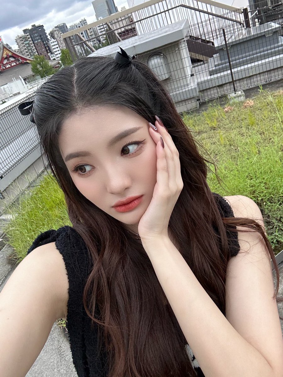 tribedaloca's tweet photo. [#켈리🦥]
즐거운 추석 보내세요❤️❤️❤️

#트라이비 #TRI_BE #Kelly https://t.co/L1UeQMCxFN