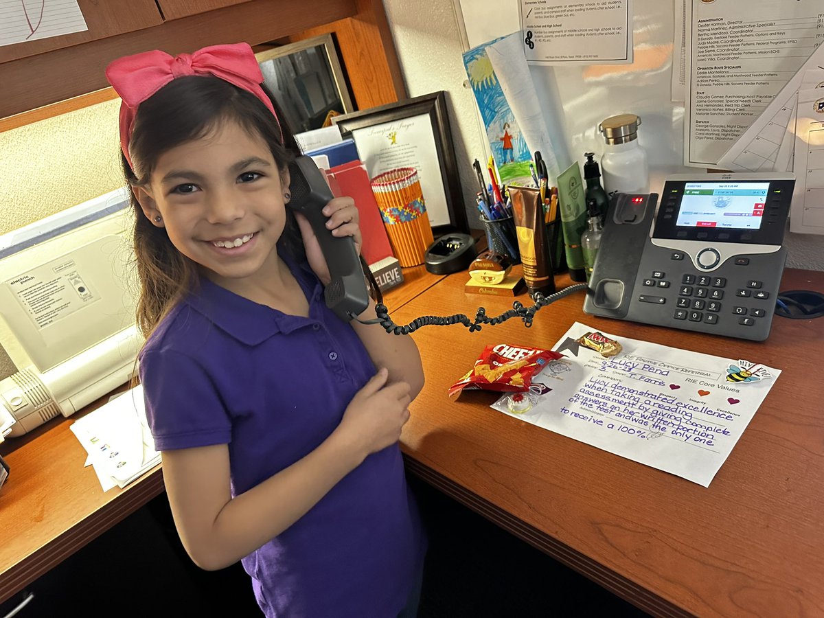 JonFlores_EP's tweet photo. Love kicking off my day with #PositivePhoneCall home! Keep up the fantastic work Knights! #ItsAnItuarteThing https://t.co/loMTvGEoLg