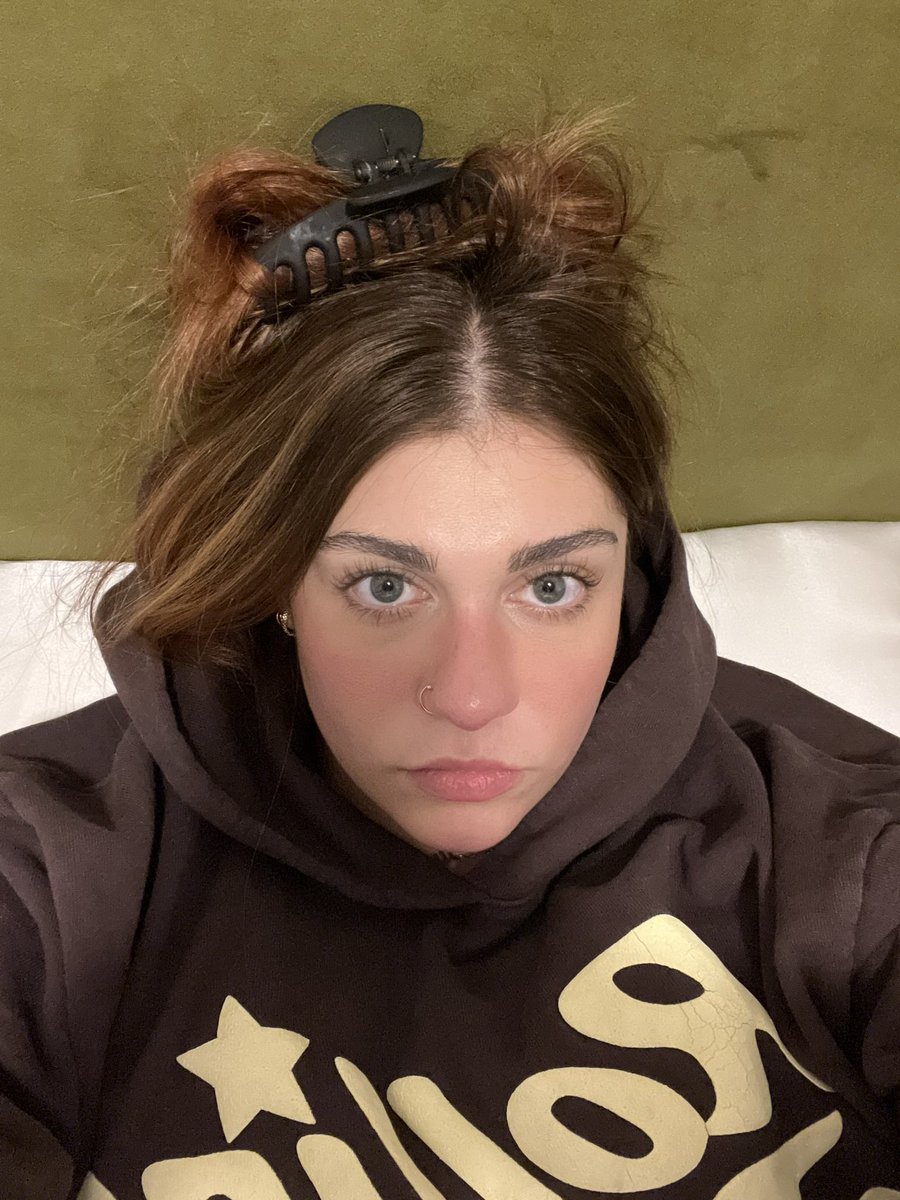 _mickgentile's tweet photo. @AndreaRussett hi andrea https://t.co/KSrBeX39p6