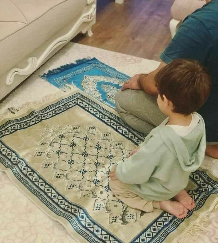 « Et ne dis jamais, à propos d'une chose: "Je la ferai sûrement demain", sans ajouter: "Si Allah le veut" »

   -Sourate Al-Kahf Verset 23-24