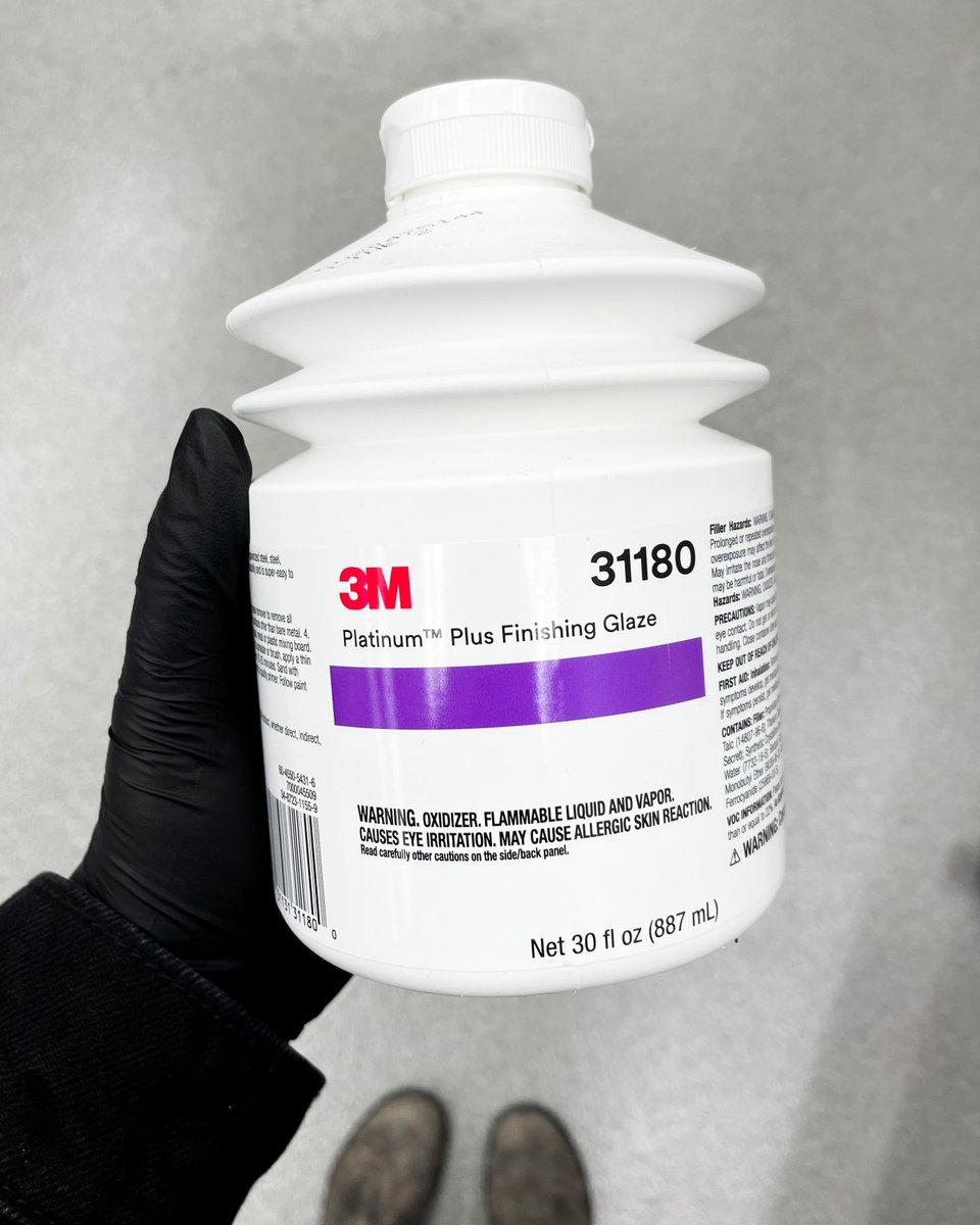 Got minor imperfections like scratches, pinholes, and door dings? 3M™ Platinum Plus Glaze can help you repair those! 🤝 go.3M.com/4SFw #3mcollision #collisionrepair