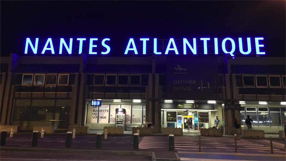 Selon deux sources politiques qui ont confié l’information à <a href="/agence_api/">API News (ex- La Lettre API) - Agence API</a>, Clément Beaune, ministre délégué en charge des transports, annoncera dans les prochaines heures l’annulation de l’appel d’offres visant à moderniser l’aéroport de #Nantes  Atlantique agence-api.ouest-france.fr/article/lappel…