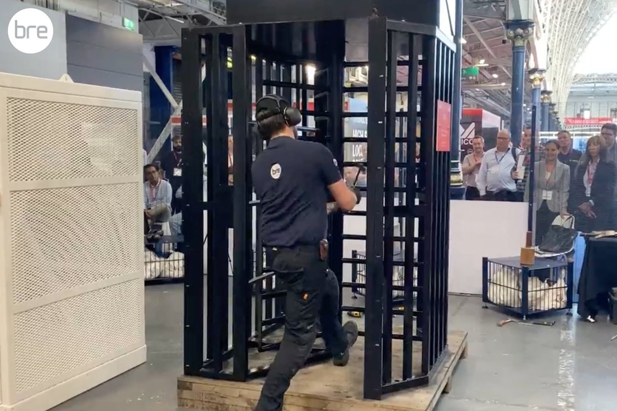 BRE_Group's tweet image. 📄Our @brelpcb team have completed another successful year at @ISE_Expo, with our forced entry specialists pitted against a range of physical security products in the live testing lab.

📁More on #LPCB, our global third-party certification body: bregroup.com/products/lpcb/ #ISE2023