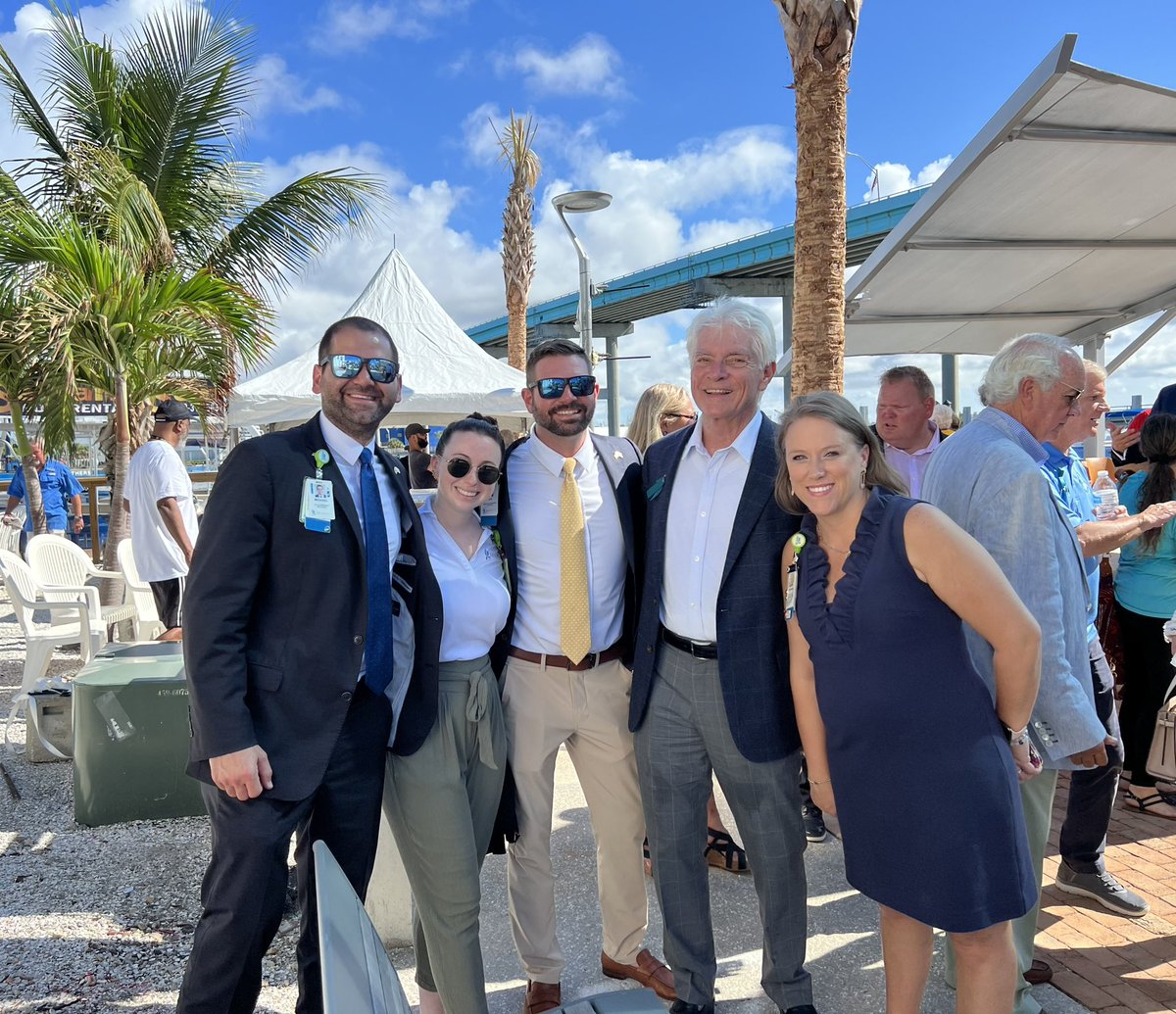 America88's tweet image. 365 days later in rememberance of Hurricane Ian! Started the morning on Sanibel, followed by speaking with the Healthy Lee Coalition at Heights Center, and rounded out on Fort Myers Beach. Recovering together every day! The only direction is forward! #SWFLStrong #LeeHealthStrong