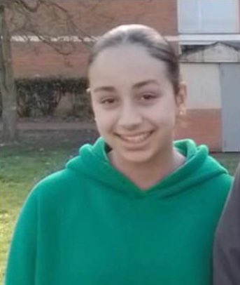 🔴 APPEL À TÉMOINS : Asya Goktas, 12 ans, a disparu depuis 3 jours à #Achères, dans les Yvelines. La jeune fille mesure 1m65, est de corpulence mince, a les yeux marrons et les cheveux bruns coupés au carré. Elle portait une chemise fluide beige, un débardeur noir, un pantalon…