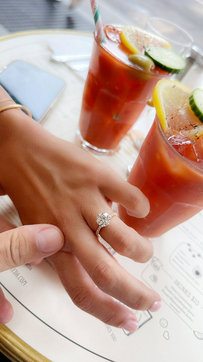 Whiteflash's tweet image. 🥂 Cheers to our newly-engaged couple 🥂Sending the biggest congratulations to Boy &amp;amp; Lauren on their engagement! The ring looks stunning💗Here&apos;s to love, laughter and happily ever after! 

#WhiteflashProposal #shesaidyes #howheasked #idealcut #nyc