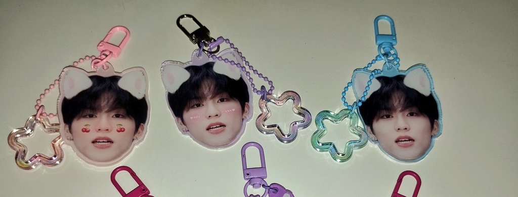 210499__'s tweet image. Moots help rt 

Wts keychain jeongwoo 25k
Bisa request sticker dan warna ✅
dom jabar📍
Bisa co oren 🍊