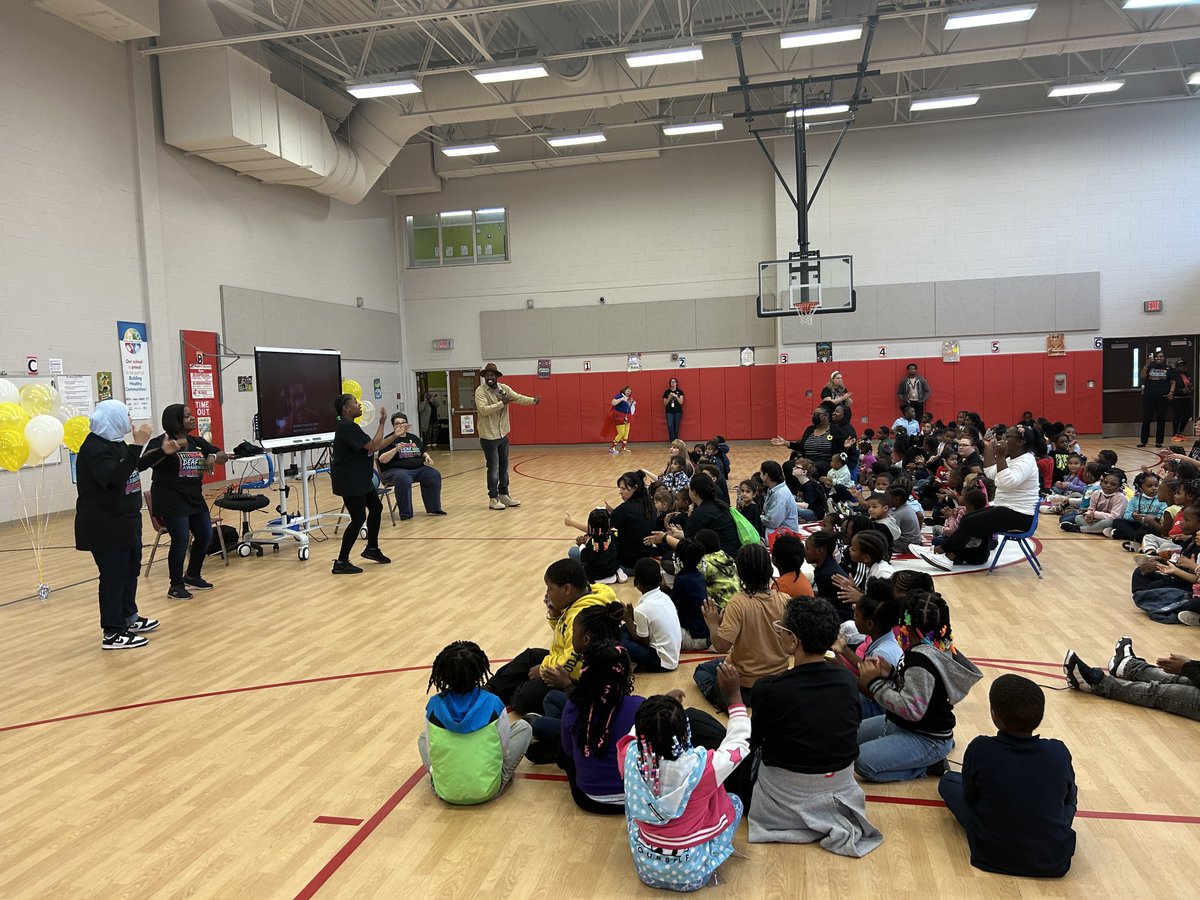 Thank you DPSCD ESE department and Deaf and Hard of hearing Bunche Staff!  The Deaf Awareness Celebration is awesome!! ⁦<a href="/Detroitk12/">DPSCommunityDistrict</a>⁩ ⁦@RalphBunchePrep⁩