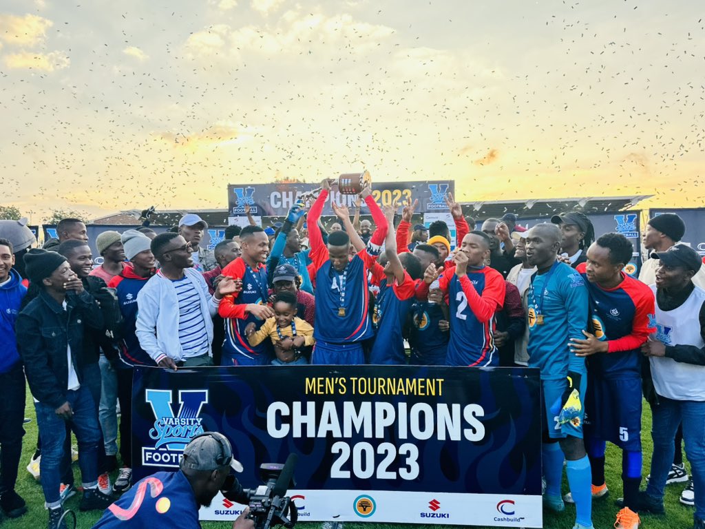 Sport_TUT's tweet photo. #RedArmy nation, I present to you the 2023 Varsity Football Champions! ⭐️⭐️⭐️⭐️ Welldone TUT! ❤️💙

They do not call us #HomeOfChampions for nothing! 

#Iyachesa 🔥 https://t.co/775dJvkI8u