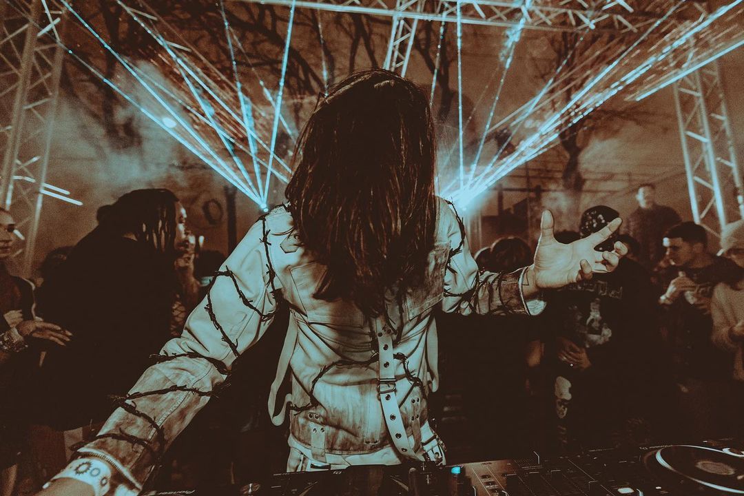GreenElephantTX's tweet photo. #takebackthursday Take us back to @fullgrindtexas bringing the young legend himself @emorfik for this wild 360 set!! Was definitely a night to remember! π₯
Dallas, who do you want to see pull up at the Green Elephant? https://t.co/IXAM11cAQV