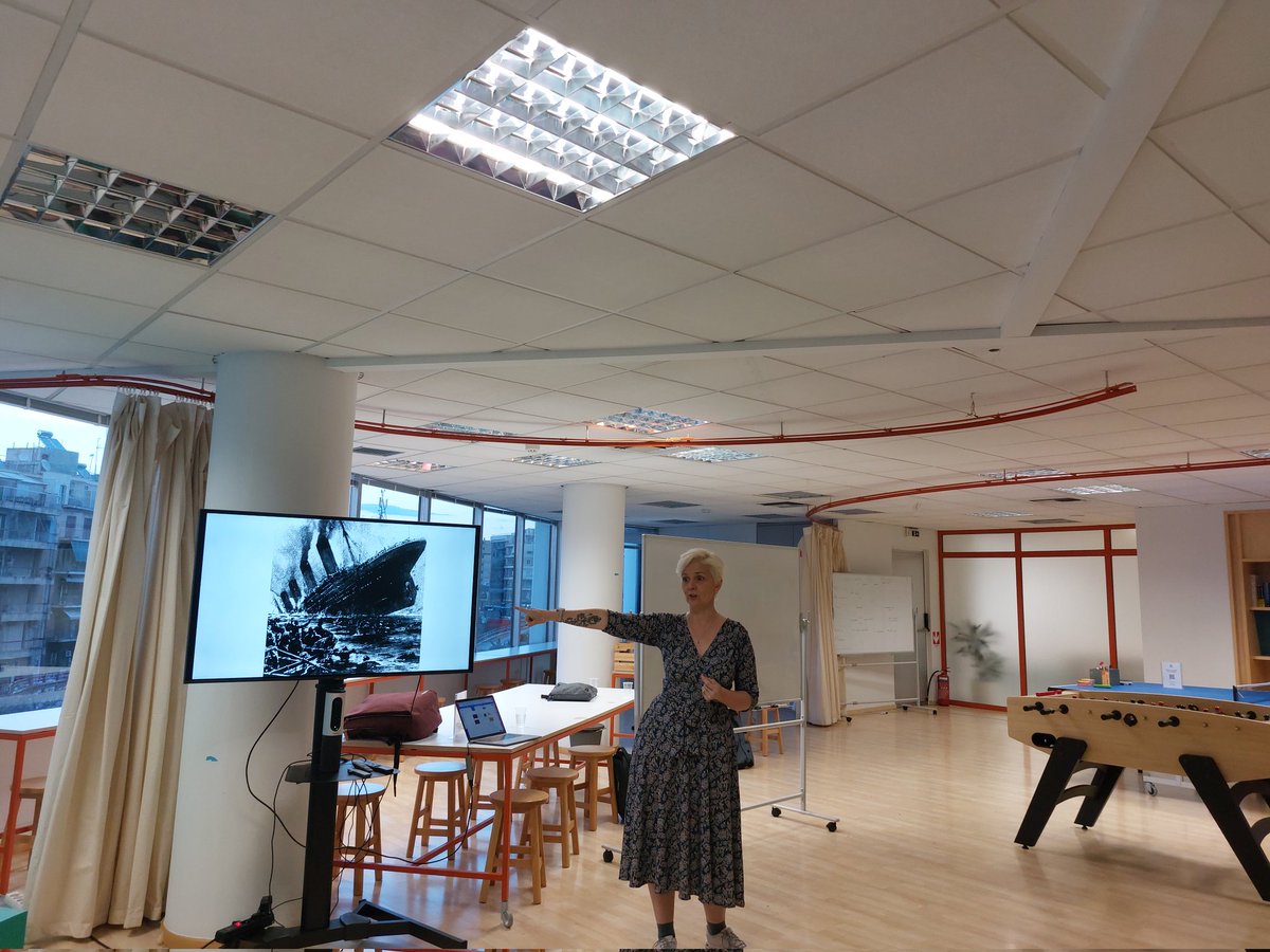 Kubernetes was never the thing that caused a digital transformation to fail - <a href="/dianamontalion/">Diana Montalion 🌻 @diana@hachyderm.io</a>