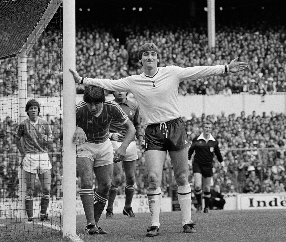 Join me for a Legends Tour of Tottenham Hotspur Stadium with exclusive photo opportunities, Q&amp;A and autograph session
 
Link: attractions.tottenhamhotspur.com/events/0183e6b…..