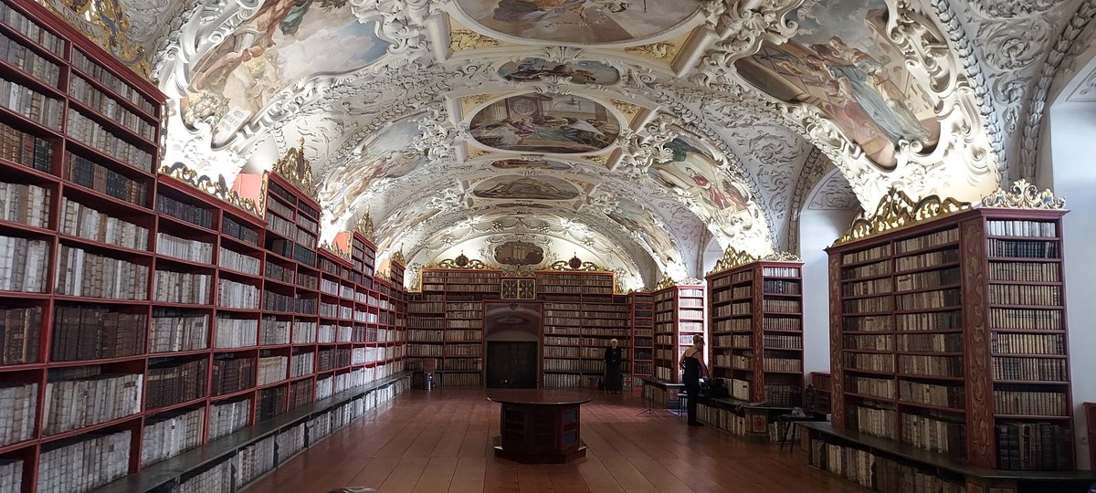 neilhandleyuk's tweet photo. I have personally approved the design for the new library ceiling @CollegeOptomUK It will be a carbon copy of this one. 😉 #strahovlibrary https://t.co/MUzcHmH3qv