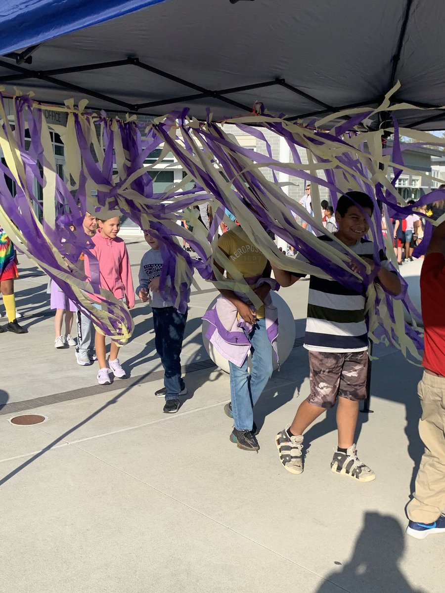 ResingL's tweet photo. Walkathon 2023. We had a great week at the Chase! Thank you to out PTO and community ! Giddy Up! @Boone_County @steeplechaseel https://t.co/gNFSAfrDnF