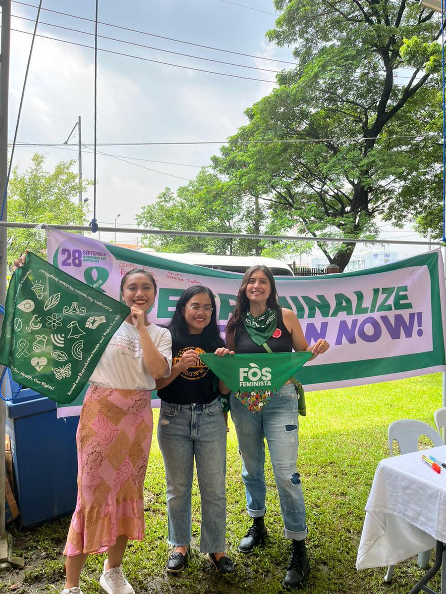 Fos_Feminista's tweet photo. Happy #SafeAbortionDay! 💚✨ We're thrilled to join our partner @WGNRR in their activities celebrating the right to decide. #sept28 #UnstoppableMovement https://t.co/UZpzWJfqlU