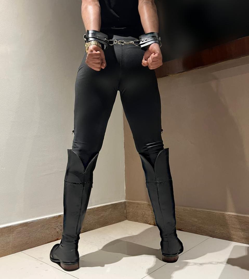 Lunalutamista's tweet photo. Faço sessões de BDSM e dominação, incluindo várias práticas e Luta Mista, com a melhor dominadora que você pode ter.

Só chamar no (24) 99862-9248 https://t.co/HuF1FVve7u