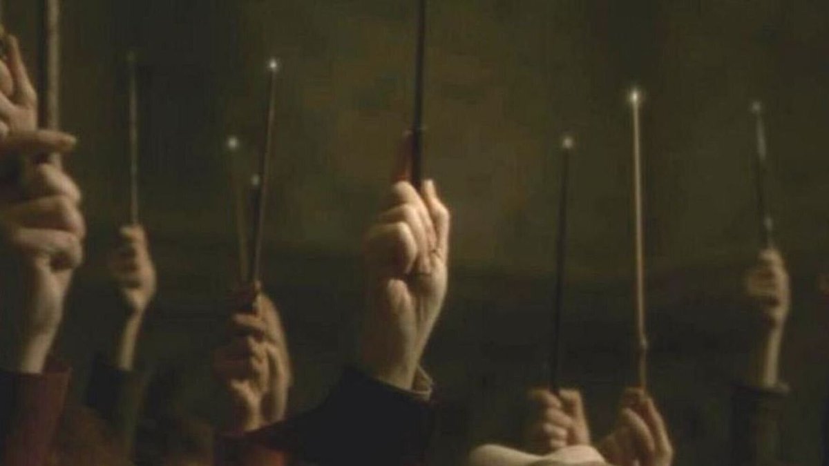 kierandoody's tweet photo. Not Dumbledore. 🥺 RIP Sir Michael Gambon. Millennials are in mourning. https://t.co/kZQTfh14DZ