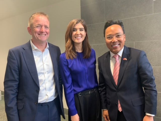 ImperialCCFI's tweet photo. Kicing off our first session of the day!  Renewable energy investments in developing economies with Mili Fomicov, @JohnMurton, Keith Gains Inchan Hwang. 📸Viet Nam @Ambassador_Long  w panel members.

More information 👉https://t.co/OlEkZQGPED

#ImperialBiz #ClimateChange #NFCF https://t.co/DOdBVWseFL