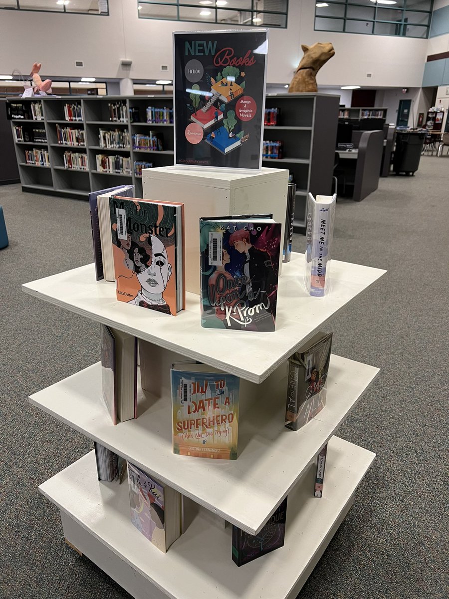 CRHS_Reads's tweet image. New books in our #CRHSReads Library! So nice to out new for us items! Stop by and find a great book on our nonfiction and fiction display. #cpoe #katylibraries