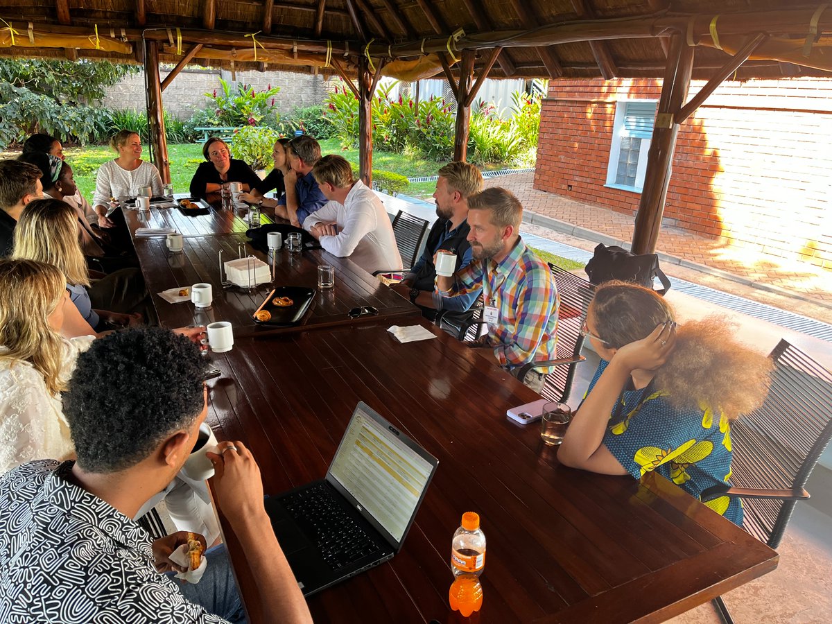 Yesterday, we were happy to host a Swedish Migration Agency <a href="/Migrationsverk/">Migrationsverket</a> delegation currently visiting Uganda to the Embassy for Fika. We wish them a nice stay in Uganda.  

#DidYouKnow More than 10% of the total Swedish global refugee quota, are resettled from Uganda.