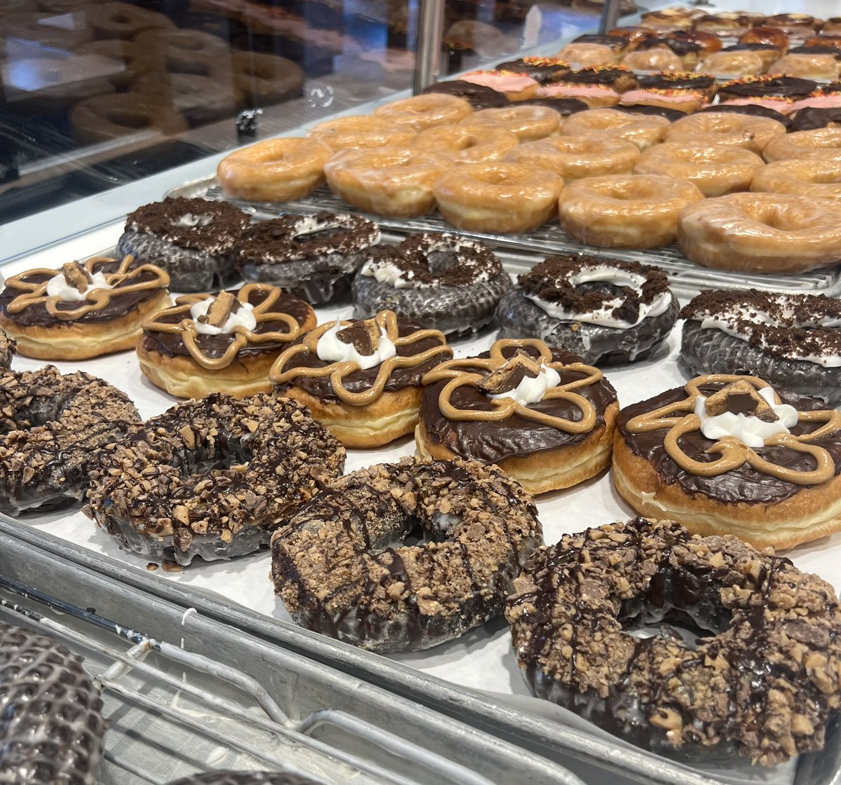 It’s a beautiful day to grab a box of Kane’s Donuts! Come on by! We have quite a tasty selection! #kanesdonuts #donuts #familyownedbusiness