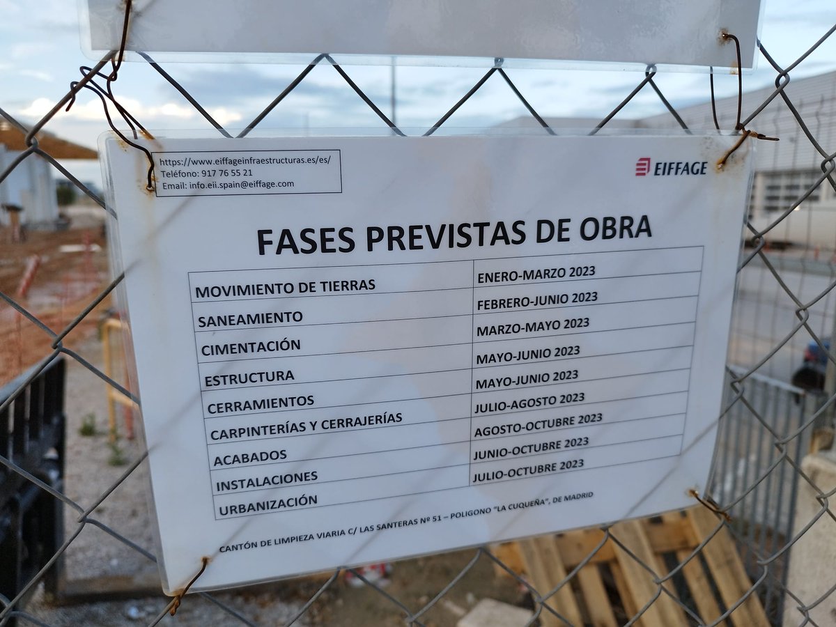 NOCantonVicalv's tweet photo. Qué interés tenéis @eiffage @EIFFAGE_ en seguir destrozando parte del Parque a toda velocidad? POR QUÉ NO HABEIS INFORMADO en C/Abad Juan Catalán de la obra y en cambio SI habéis informado con cartel en el otro cantón del polígono? QUÉ PASA AQUÍ? #ParadObrasYA #ReubicEnPoligono🤔 https://t.co/3gtd4VDa3c