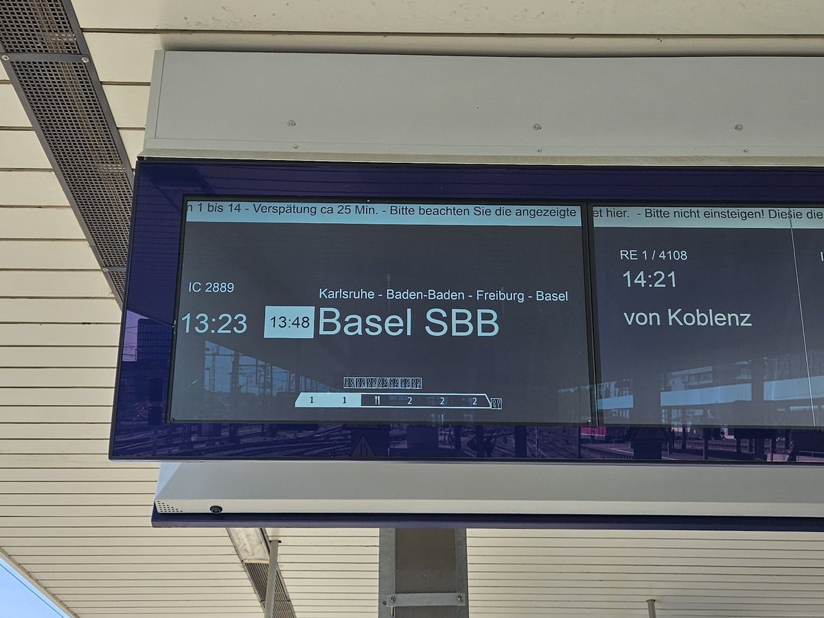 michinagdi's tweet photo. Es gibt wenig besseres als Dispositionsmaßnahmen zum eigenen Vorteil zu nutzen. Hier zu sehen der neue #EC9 aka #IC2889 aka IC-Gattung mit #BR401 🥹 https://t.co/WuxNtxrAIT