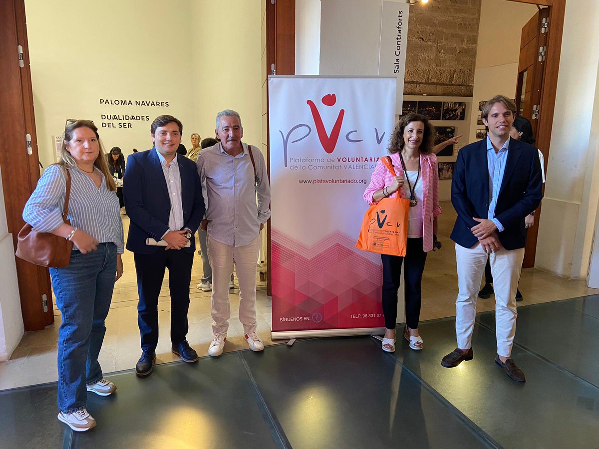 MaiteIbanez's tweet photo. 🤲🌍 Apoyando las Jornadas #Innochallenge organizadas por la Plataforma de Voluntariat de la Comunitat Valenciana @PVSCV 

Un intercambio de experiencias y debates sobre estrategias de impacto de cambio social y mejoras a través de las entidades sociales. https://t.co/jyM7Ehgawu