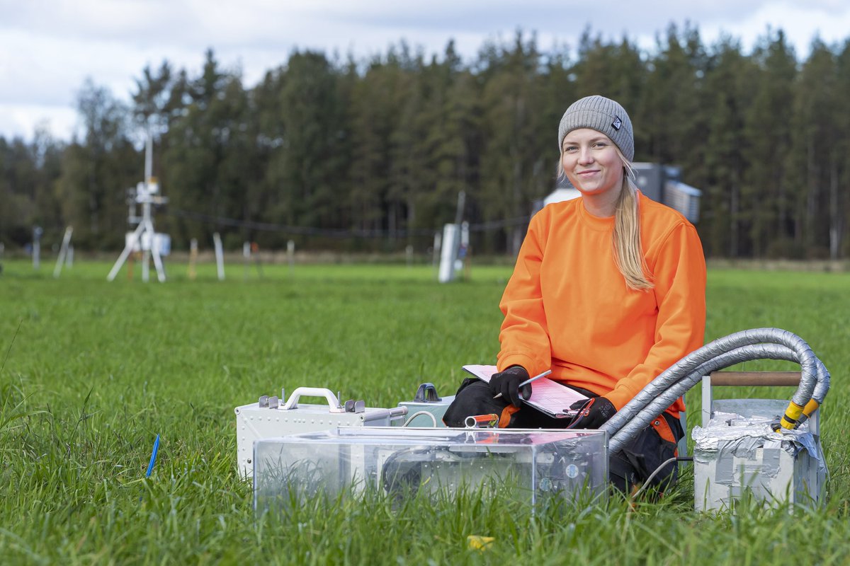 Open senior researcher position @LukeFinlandInt in the multidisciplinary research group consisting of 20 members engaged in the #research on #GHG and #carbon sequestration of grass-dominated agricultural lands, in both mineral soils and organic soils. 

valtiolle.fi/en-US/Vacancy?…