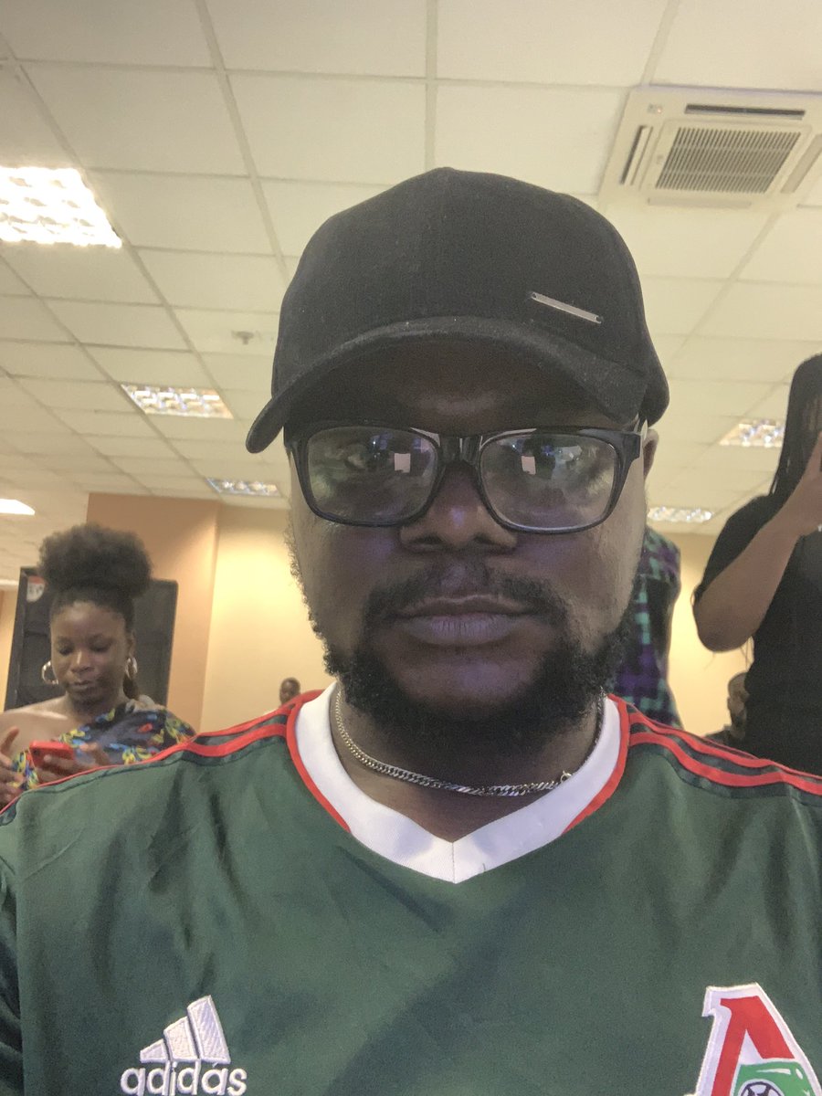 therealsamflow's tweet photo. Live here at The Mahogany “Showcase Port Harcourt”
#showcase2023
#showcaseph
#sonymusicwestafrica
#mahoganycompany
#plugged https://t.co/Dvgi7r1nTW