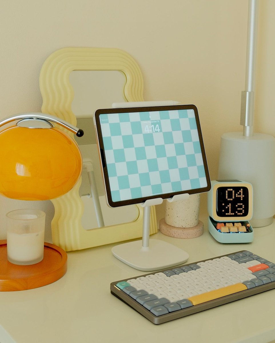 nuphystudio's tweet photo. Air75 + iPad: take your work anywhere 💼🏖️
📸IG: krister.anne
🛒https://t.co/dap9DPgunM
#nuphy #nuphyair75 #mechanicalkeyboard https://t.co/SSTBVUqPdk