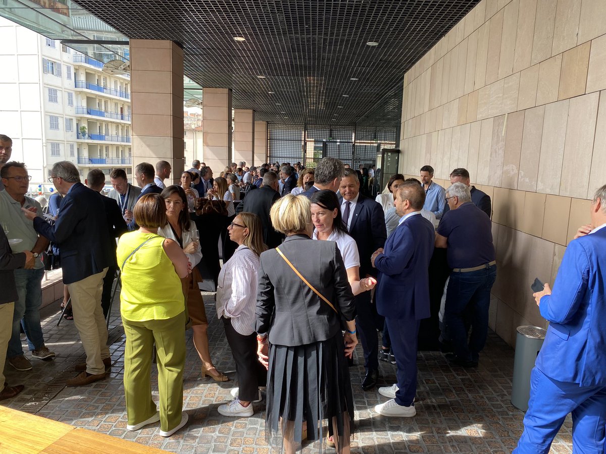 PKuchly57's tweet image. Je confirme ! 

Très fier d’avoir inauguré ce bel événement #VarUp organisé par #CPME83 @UPV83 aujourd’hui à #Toulon !

Bravo et merci aux organisateurs et aux très nombreux visiteurs !

@CPMESUD @CPMEnationale @alaingargani @AsselinFasselin @Departement_Var @Prefet83