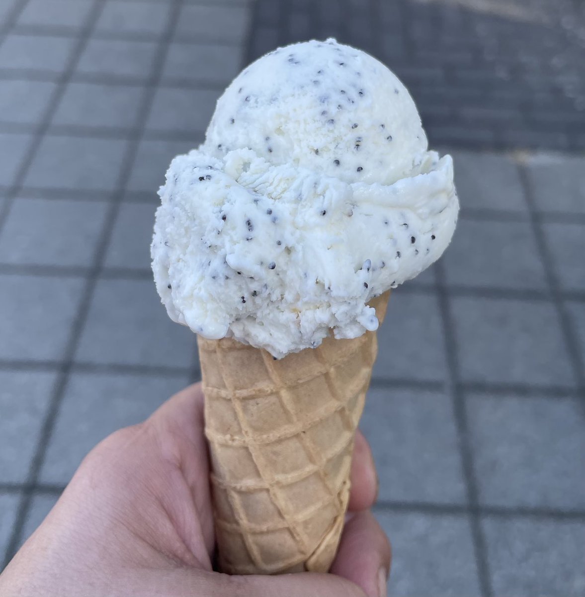 Grüße gehen raus an ⁦<a href="/laberfach/">Stefan ☕️🇺🇦</a>⁩ . Hier auch ganz schlimm mit Marzipan und Mohn. 😎