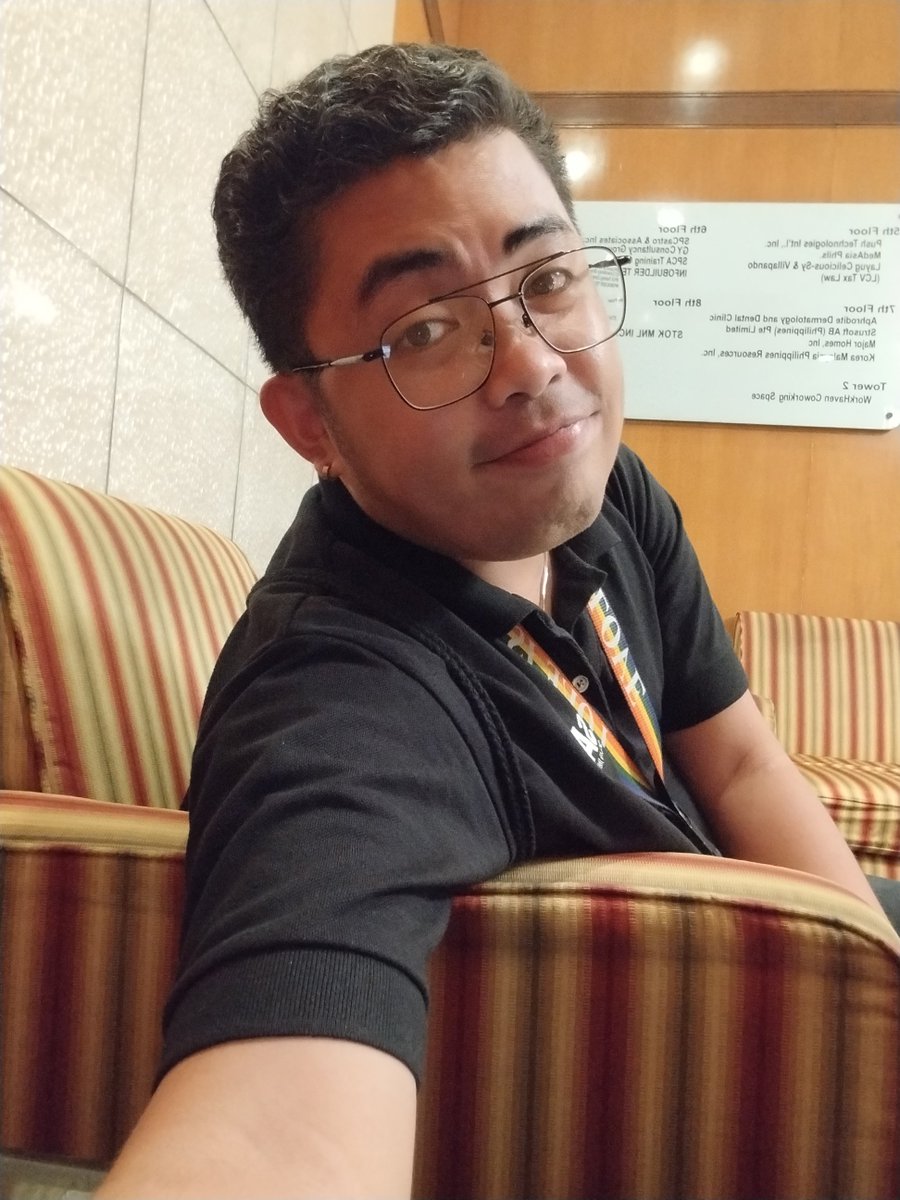 defencio's tweet image. Going home na 😇 
Masayang umuwi ng meron taong sasalubong sa iyo after work..
#NoLabel