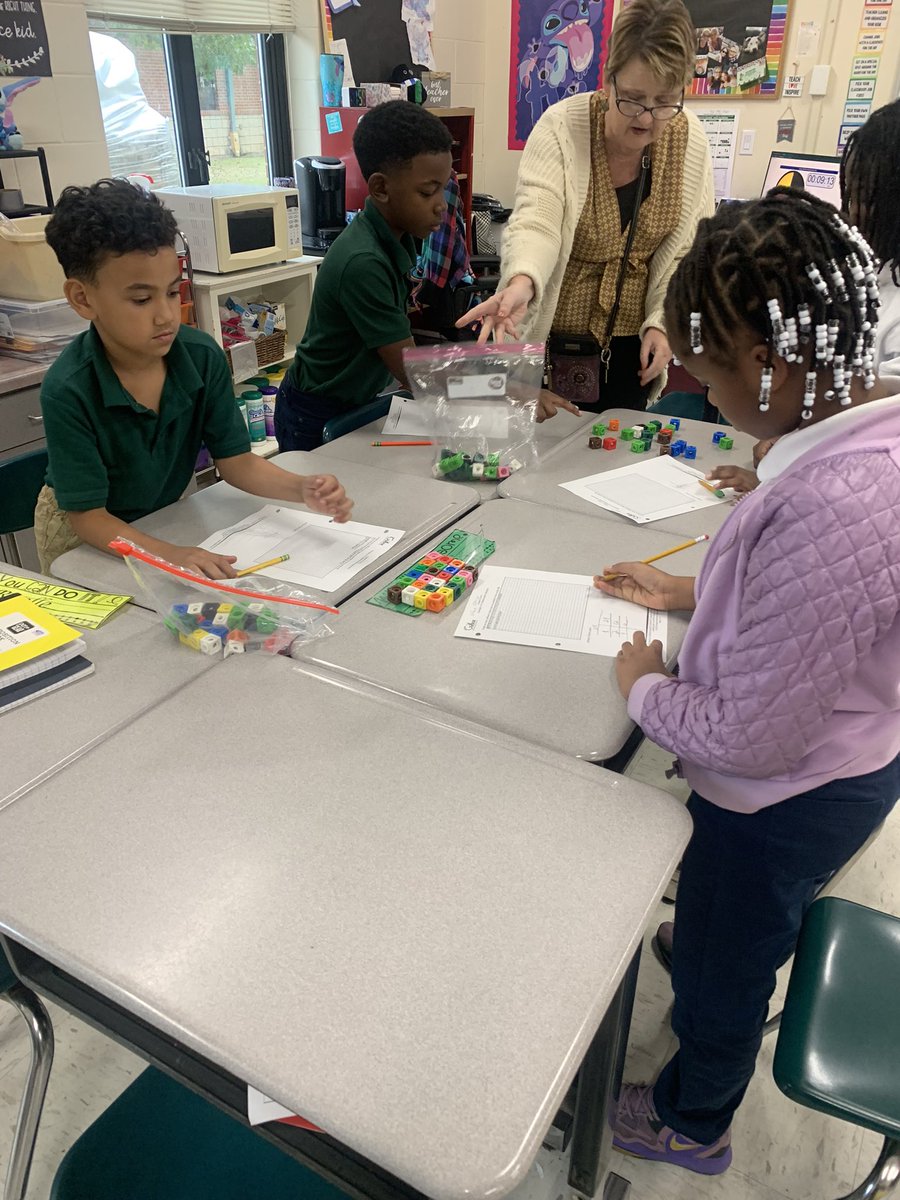 Educator_P's tweet image. “What the hand does, the mind remembers”. Our 4th graders had fun using Math manipulatives to explore mathematical concepts. SWES Station. #GatorMade #Gatorslead