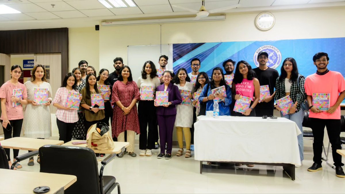 schoolofcomms_'s tweet photo. The Women Students Welfare Committee of the School of Communications hosted Aayati Dash Kar, a 10-year-old child activist for a book talk on her recent publication LEADHER: 60 Ways to Empower Girls to Lead Change. She is a budding entrepreneur &amp; a self-taught artist as well. https://t.co/s4ReHOYXLi