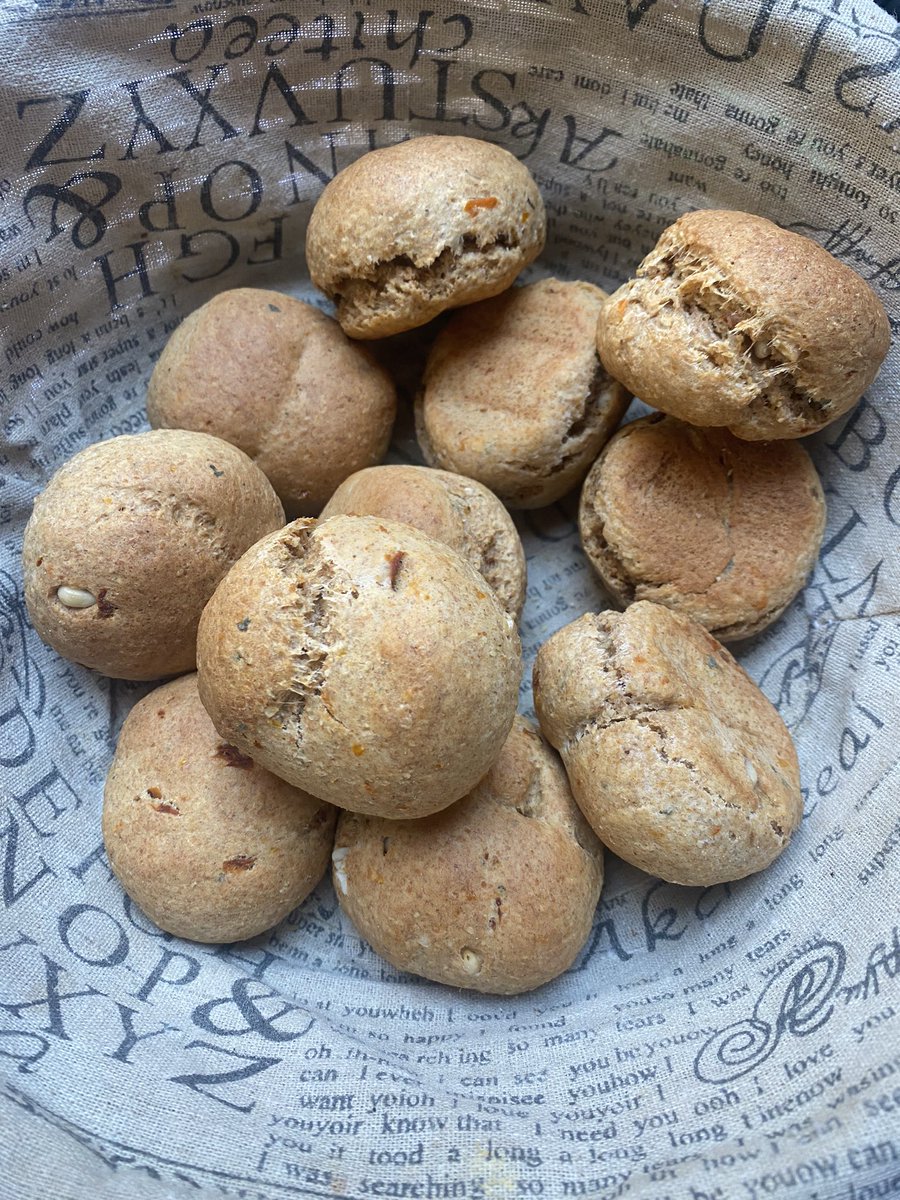 Und jz spontan Parmesan-Scones gebacken. Sooo lecker 😋