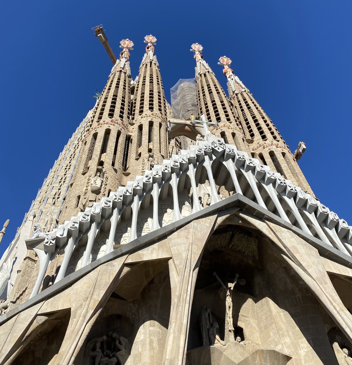 🇪🇸☀️😎Day 1 of our <a href="/Sandym0untPark/">Sandymount Park Educate Together Secondary School</a> TY adventures. Stunning city views around Barcelona 😎☀️🇪🇸