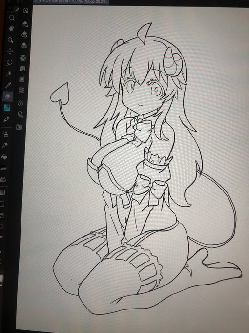 ふえぇ...ペン入れ出来ないよぅ 