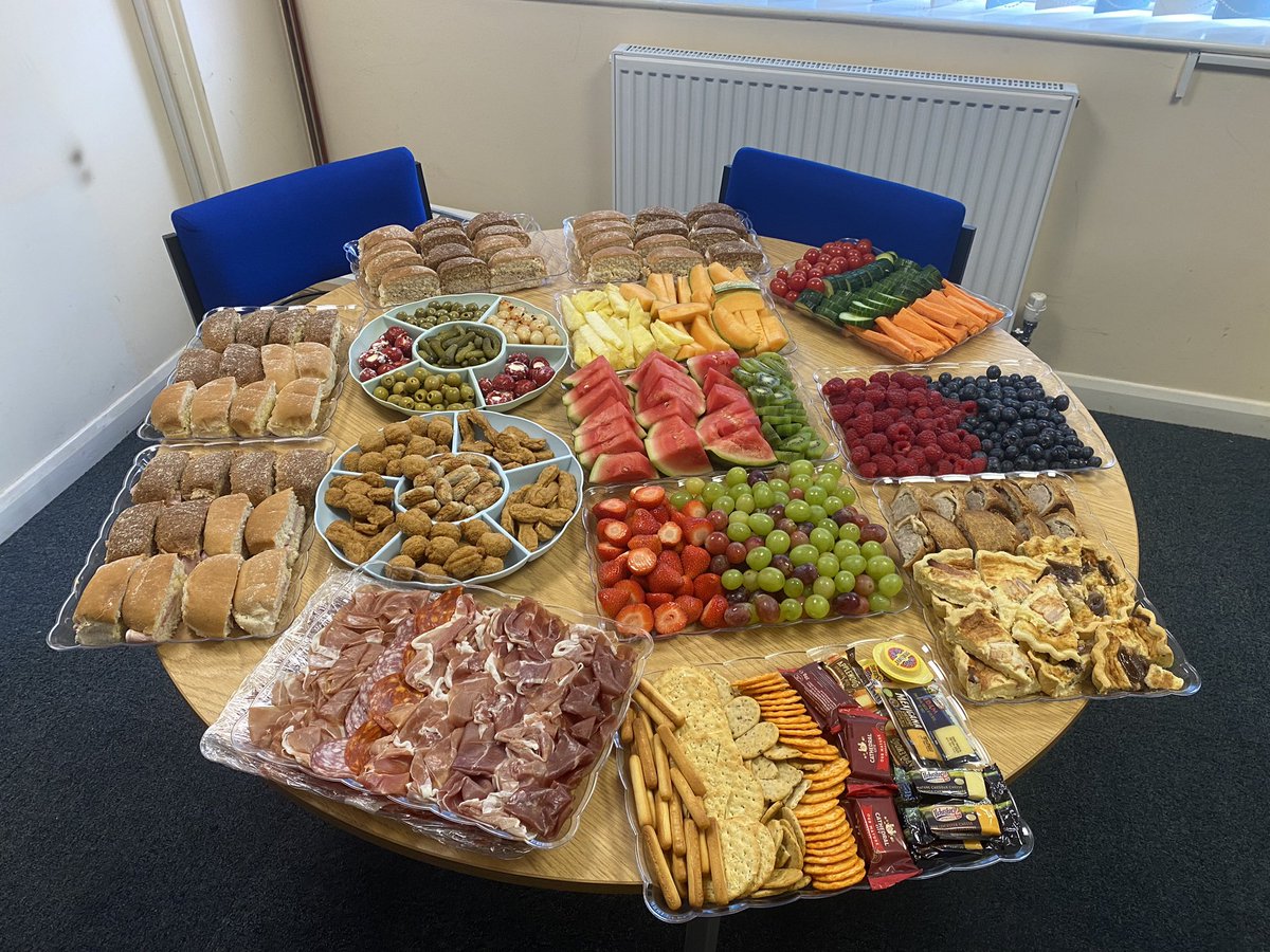 KanfluLimited's tweet photo. Today marks the end of an era as we bid farewell to Dick Turpin on his retirement. Dick joined us in 2013 from @BoschRexrothUK and has spent 10 dedicated years with @KanfluLimited We will certainly miss his contributions to our team. Congratulations on your retirement, Dick! https://t.co/vqjAbWt8OB