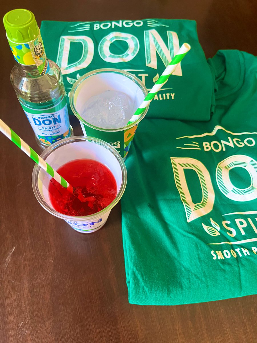 MyUglyMustache's tweet photo. #Ad
Pata 200ml kwa 3,000 TZS tu. Moja nimechanganya na strawberry juice nyingine kavu na barafu nyingi!
Kunywa Kistaarabu.
Haiuzwi kwa wenye umri chini ya 18.
#BongoDon
#LadhaYakoYaKibabe
#MchongoNiElfuTatu https://t.co/XZXm765K4I