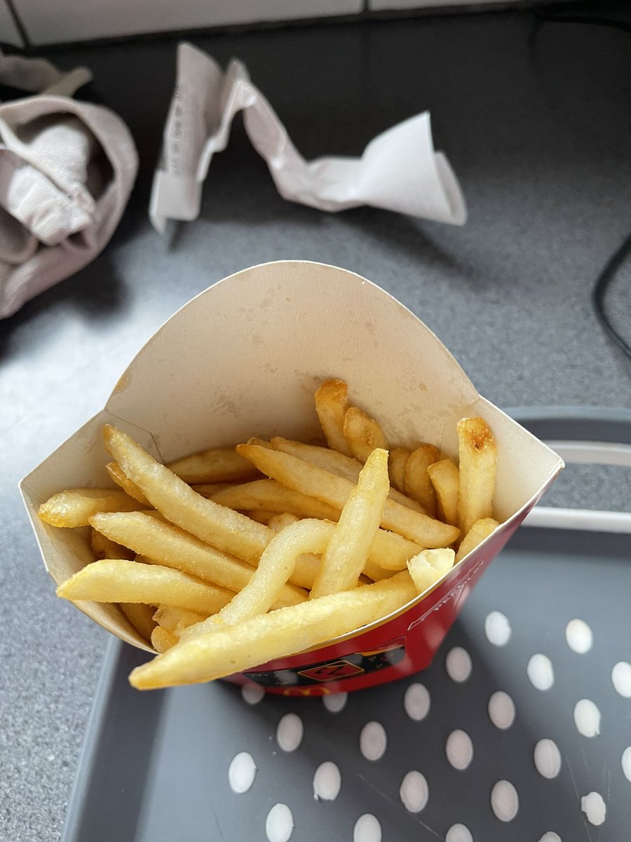 jen taylor tweet media