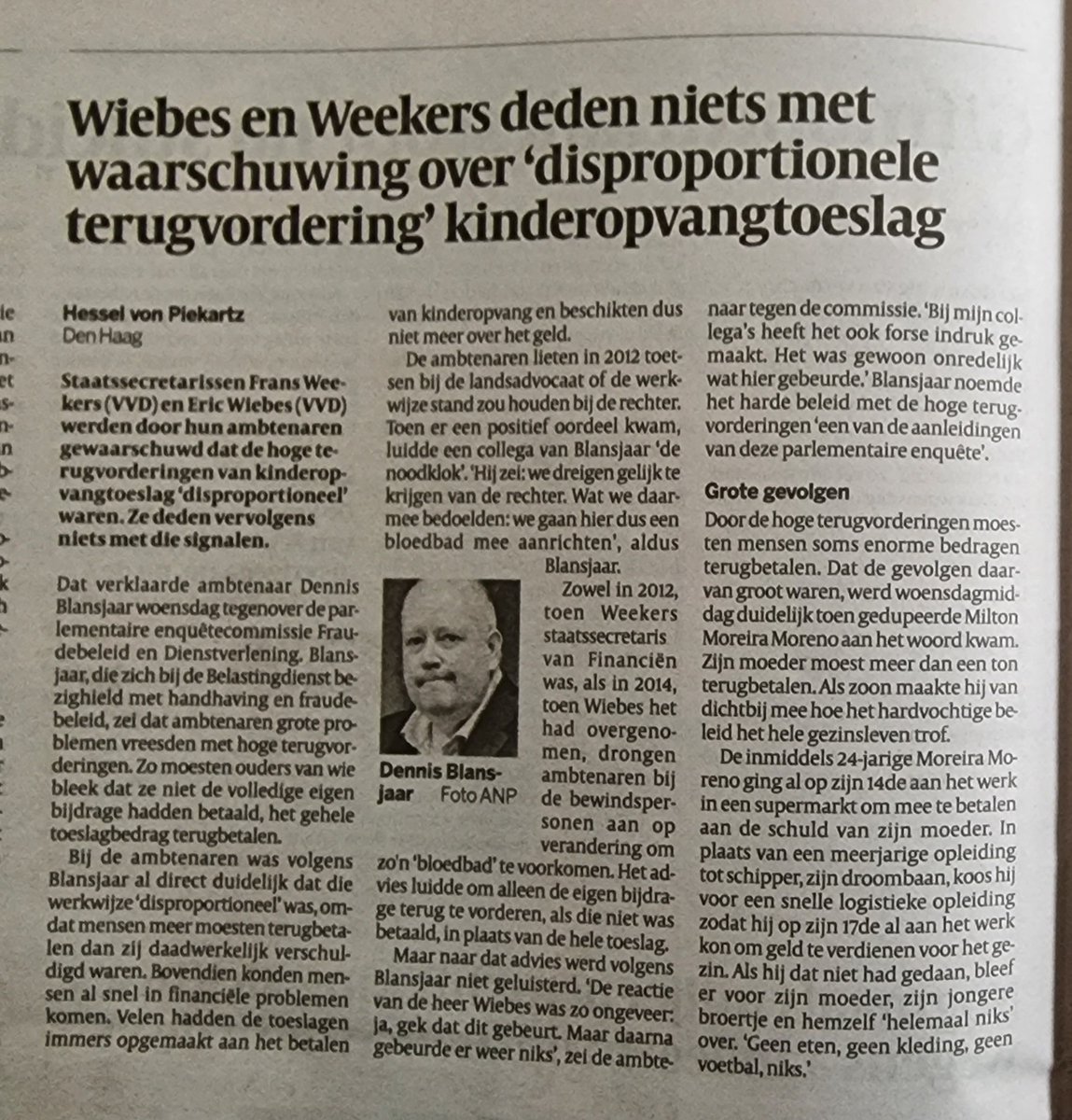 marcelbar8's tweet photo. #Kamp, #Weekers, #Wiebes; allemaal VVD-ers die 'n streng fraudebeleid in stand hielden ondanks waarschuwingen van ambtenaren en, bij Kamp, ondanks 'n vernietigende uitspraak van de HOOGSTE bestuursrechter eind 2014. De fraudewet was 'n kroonjuweel van de VVD. #toeslagenschandaal https://t.co/K7F2tNVKwc